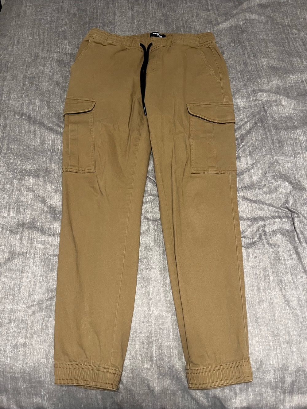 RSQ Men's Cargo Joggers in Tan, Olive & Khaki - Picture 7 of 8